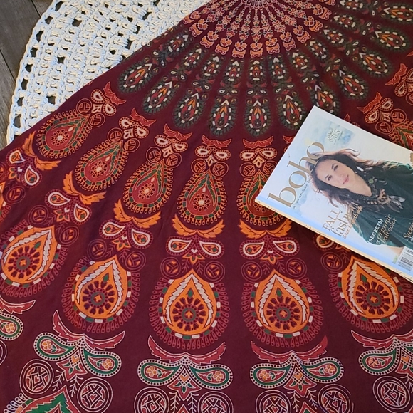 NWOT BO HO WALL ART, TABLE CLOTH, BED THROW, MULTI - Picture 15 of 16